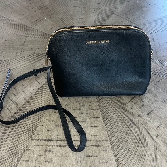 Michael Kors black crossbody bag! - Picture 1 of 6